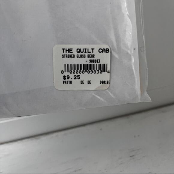 Stained Glass Bear Quilting Pattern Uncut Finished Size 28 x 28 - Picture 3 of 6